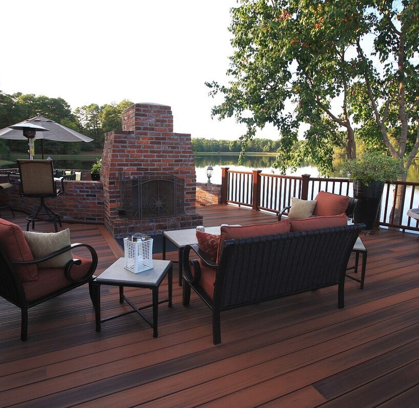 How to Choose the Best New Decking Material for Your Home